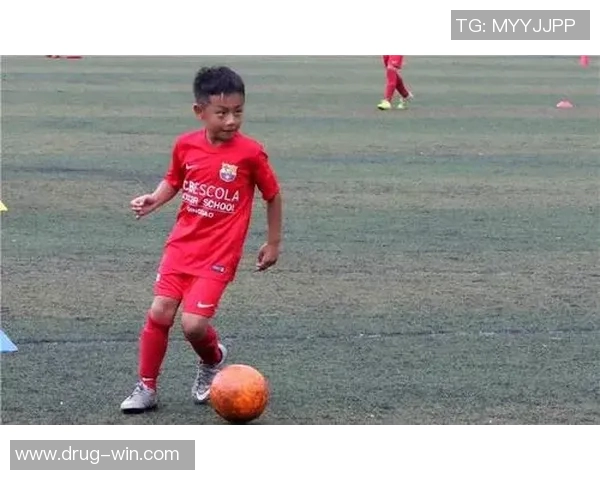 天津足球明星球员的崛起与发展历程探讨与未来展望