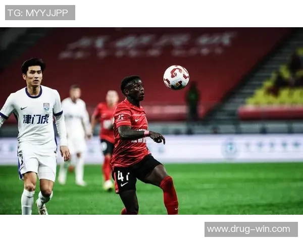 最新野球场足球明星名单揭晓引发球迷热议与期待