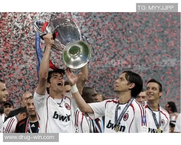 足球明星卡卡与孩子们的快乐时光分享亲子互动的温馨瞬间